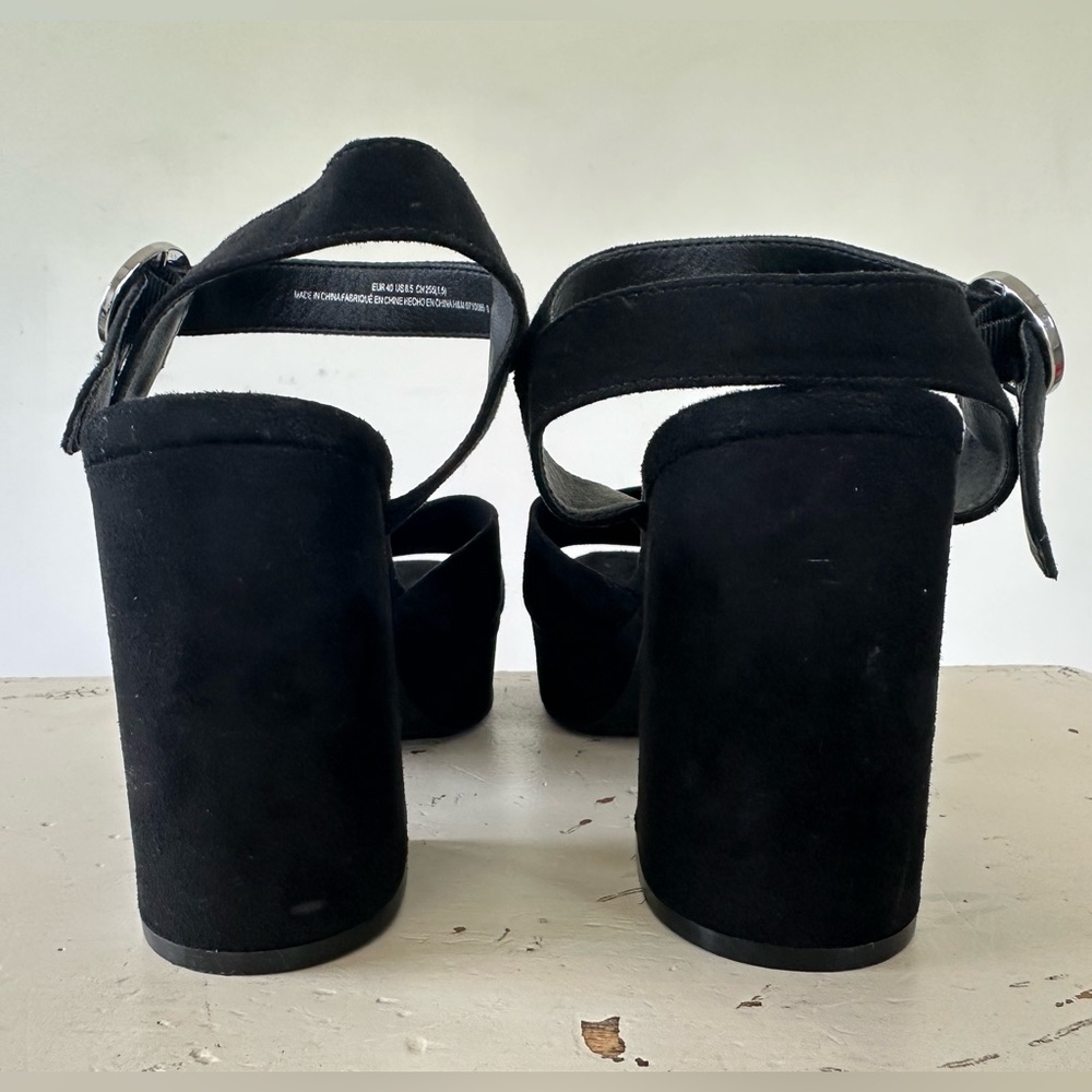 H&M Divided Black Faux Suede Platform Sandals Women's Size 8.5 View 4